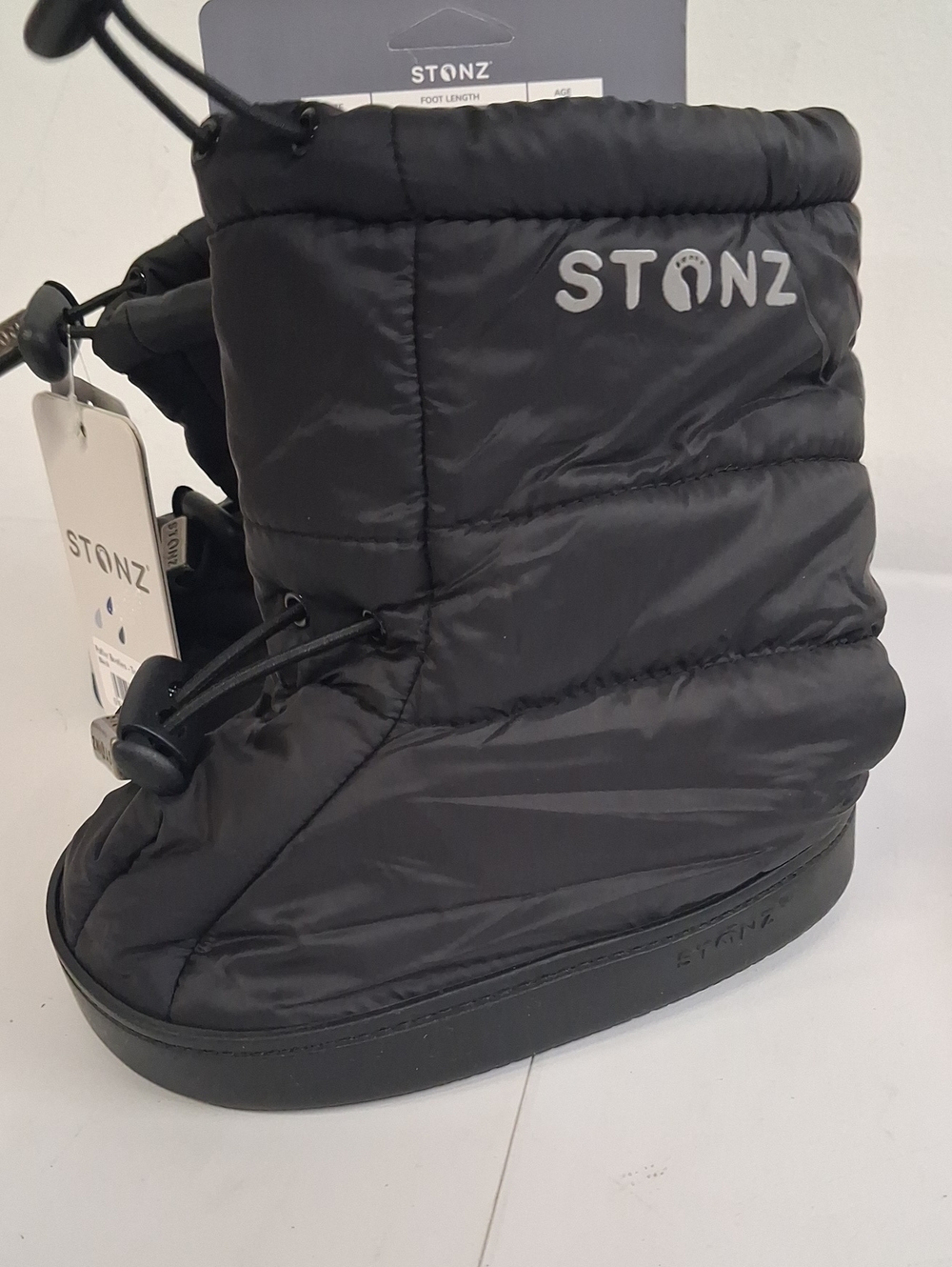 NWT Stonz Puffer Booties - Toddler Black